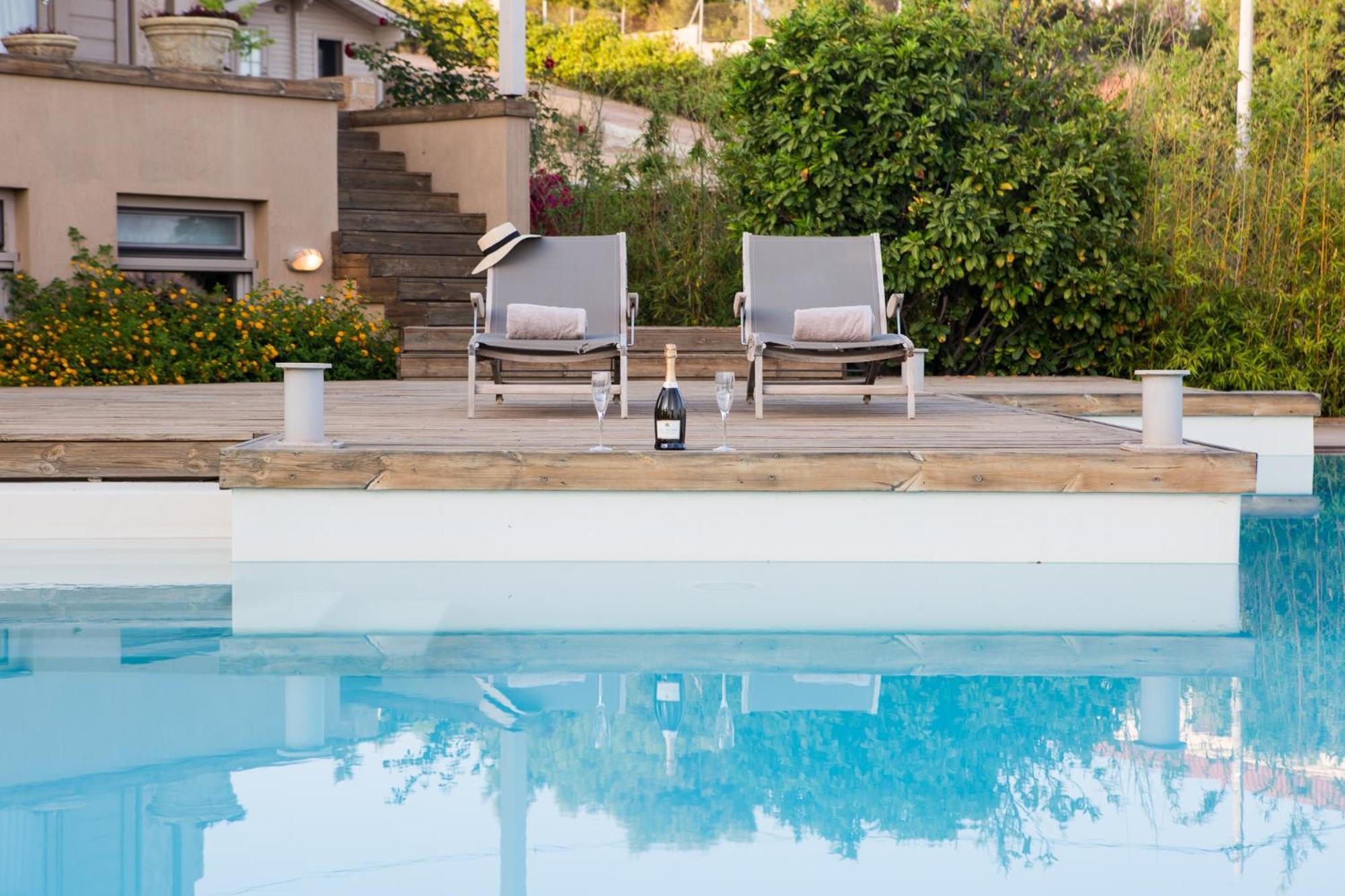 Lyciponon Villa Anavyssos Luaran gambar